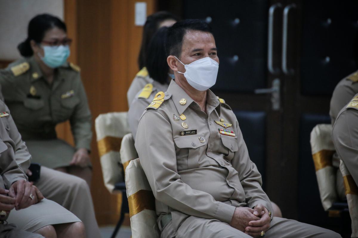 นายก อบจ.ตาก เข้าร่วมพิธีถวายราชสักการะ และกล่าวถวายราชสดุดีพระบาทสมเด็จพระจุลจอมเกล้าเจ้าอยู่หัว เนื่องในวันท้องถิ่นไทย ประจำปี 2565