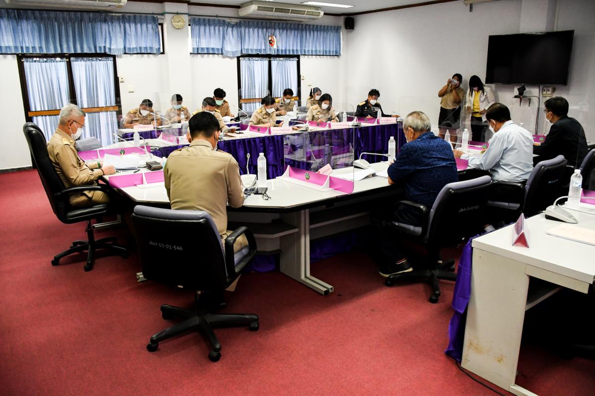 นางสาวเปรมกมล ธีโรภาส ปลัดองค์การบริหารส่วนจังหวัดตาก เข้าร่วมการประชุมคณะกรรมการมูลนิธิสมเด็จพระเจ้าตากสินมหาราช จังหวัดตาก ครั้งที่ 1/2565