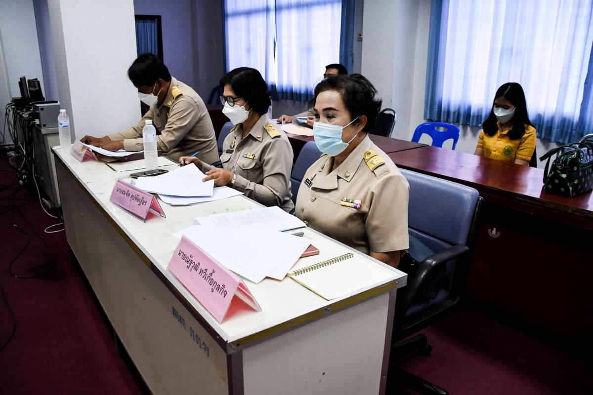 นางสาวเปรมกมล ธีโรภาส ปลัดองค์การบริหารส่วนจังหวัดตาก เข้าร่วมการประชุมคณะกรรมการมูลนิธิสมเด็จพระเจ้าตากสินมหาราช จังหวัดตาก ครั้งที่ 1/2565