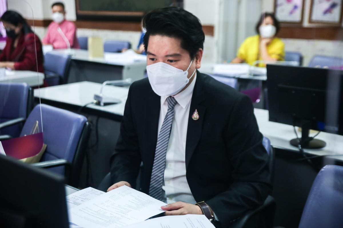 รองนายกองค์การบริหารส่วนจังหวัดตาก พร้อมเจ้าหน้าที่ เข้าร่วมการประชุมคณะกรรมอนุกรรมการการดำเนินงานตามยุทธศาสตร์ชาติว่าด้วยการป้องกันและปราบปรามการทุจริตจังหวัดตาก ครั้งที่ 1/2565 