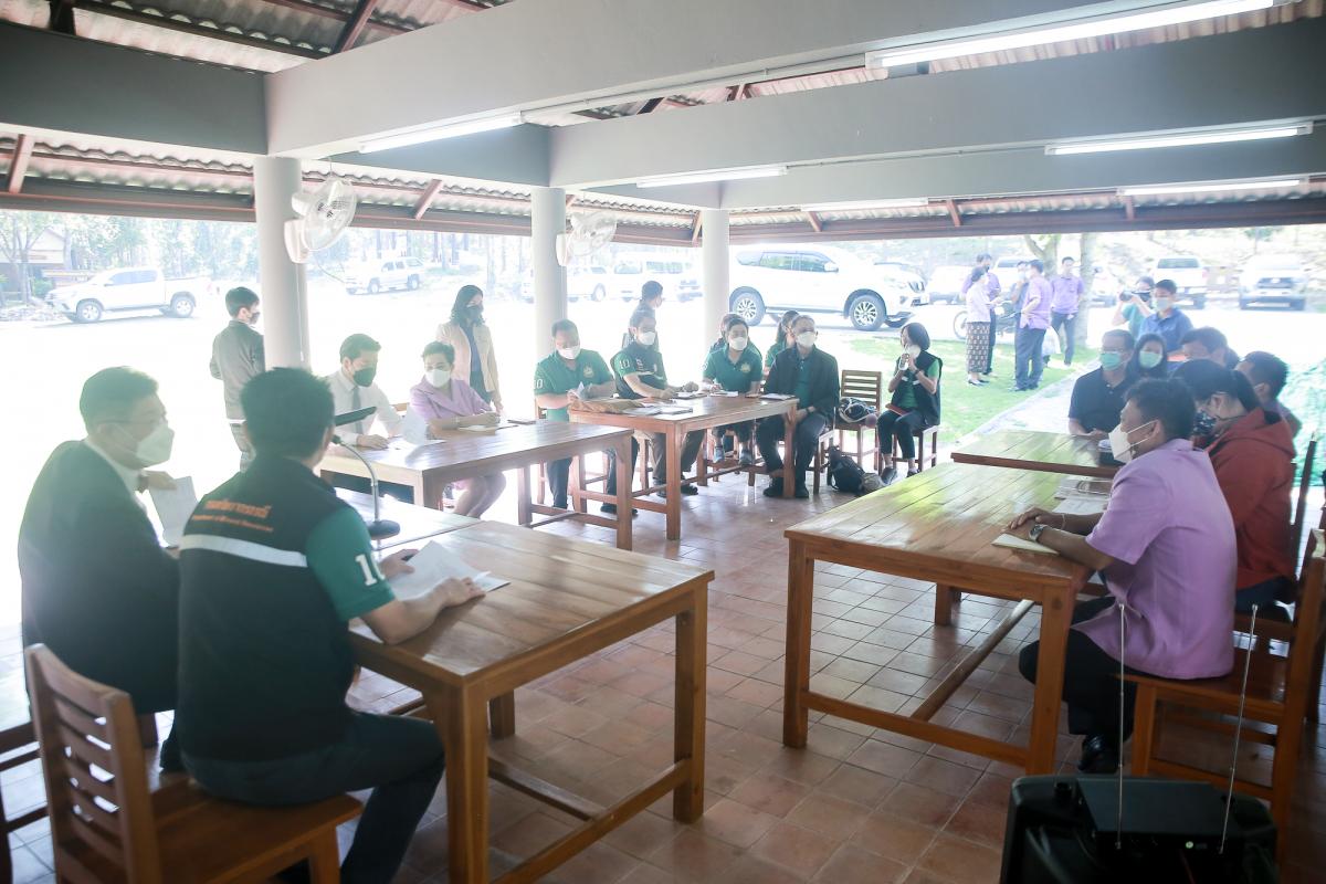 นายกองค์การบริหารส่วนจังหวัดตาก ในฐานะผู้อำนวยการอุทยานธรณีไม้กลายเป็นหินตากร่วมประชุมกับคณะกรมทรัพยากรธรณีเพื่อหารือเรื่องการจัดงาน บันทึกสถิติโลก “ไม้กลายเป็นหินที่ยาวที่สุดในโลก” ต่อ Guinness World Records