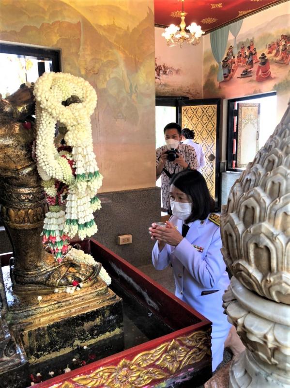 เข้าร่วมพิธีวันคล้ายวันพระราชสมภพและสรงน้ำพระบรมราชานุสาวรีย์สมเด็จพระเจ้าตากสินมหาราช ประจำปี 2565