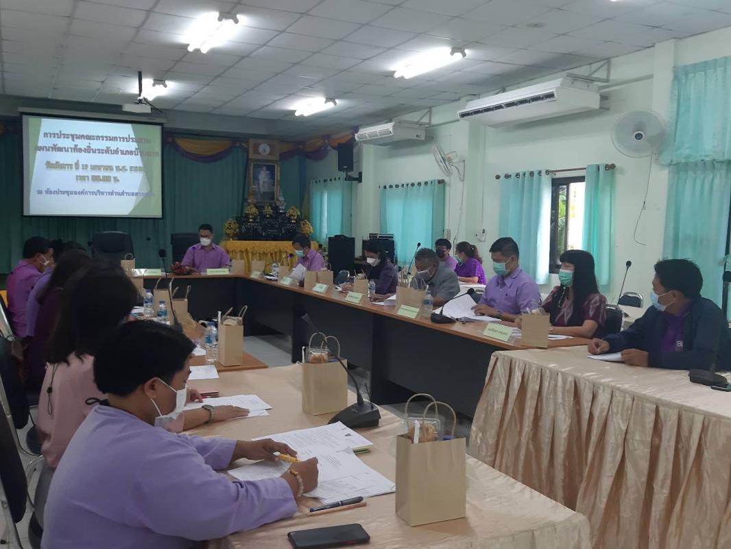 เข้าร่วมการประชุมคณะกรรมการประสานแผนระดับอำเภอบ้านตาก เพื่อพิจารณาจัดลำดับความสำคัญโครงการ ที่เกินศักยภาพของอำเภอบ้านตาก