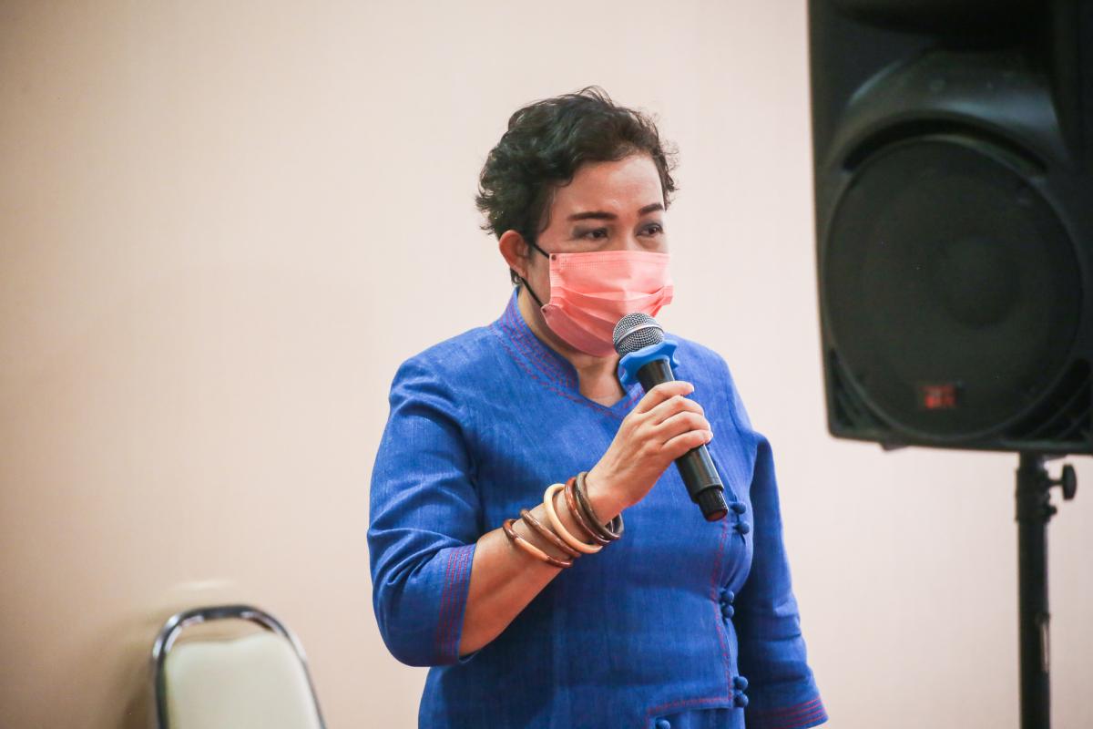 เป็นประธานในพิธีเปิดโครงการฝึกอบรมเสริมสร้างครอบครัวเข้มแข็งของสตรีและบุคคลในครอบครัว ประจำปีงบประมาณ พ.ศ. 2565 รุ่นที่ 1