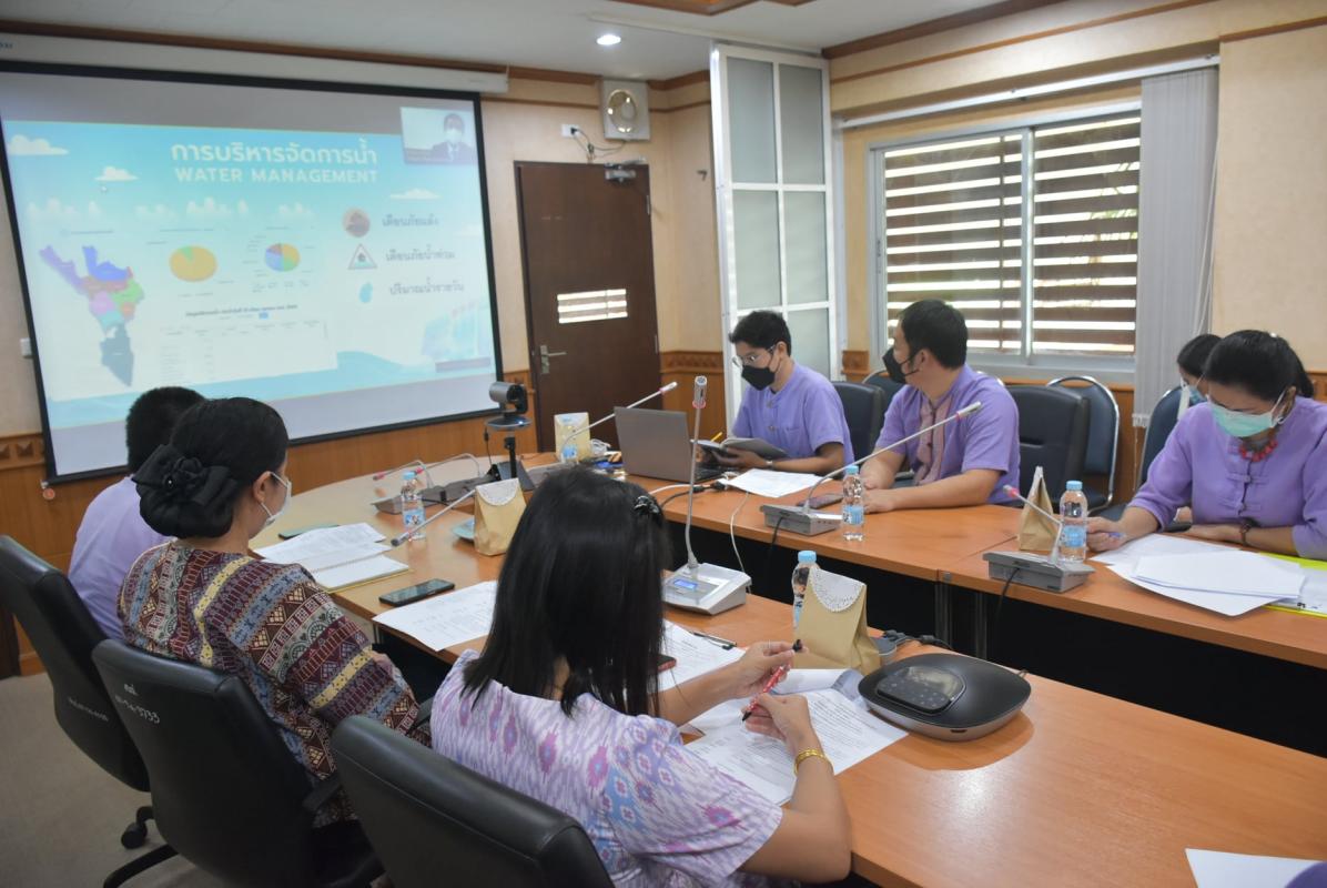 นางวันทนา วิรัชเกษม รองปลัดองค์การบริหารส่วนจังหวัดตาก รักษาราชการแทนปลัดองค์การบริหารส่วนจังหวัดตาก เป็นประธานการประชุมคณะกรรมการพัฒนาระบบฐานข้อมูลขององค์การบริหารส่วนจังหวัดตาก ครั้งที่ 3/2564