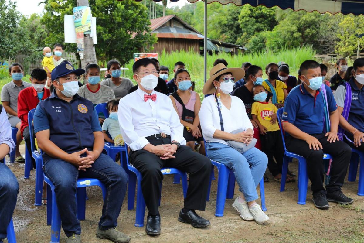 นายก อบจ.ตาก ลงพื้นที่สำรวจความเสียหาย และเร่งจัดหางบประมาณก่อสร้างสะพานข้ามลำห้วย ในพื้นที่ อำเภออุ้มผาง