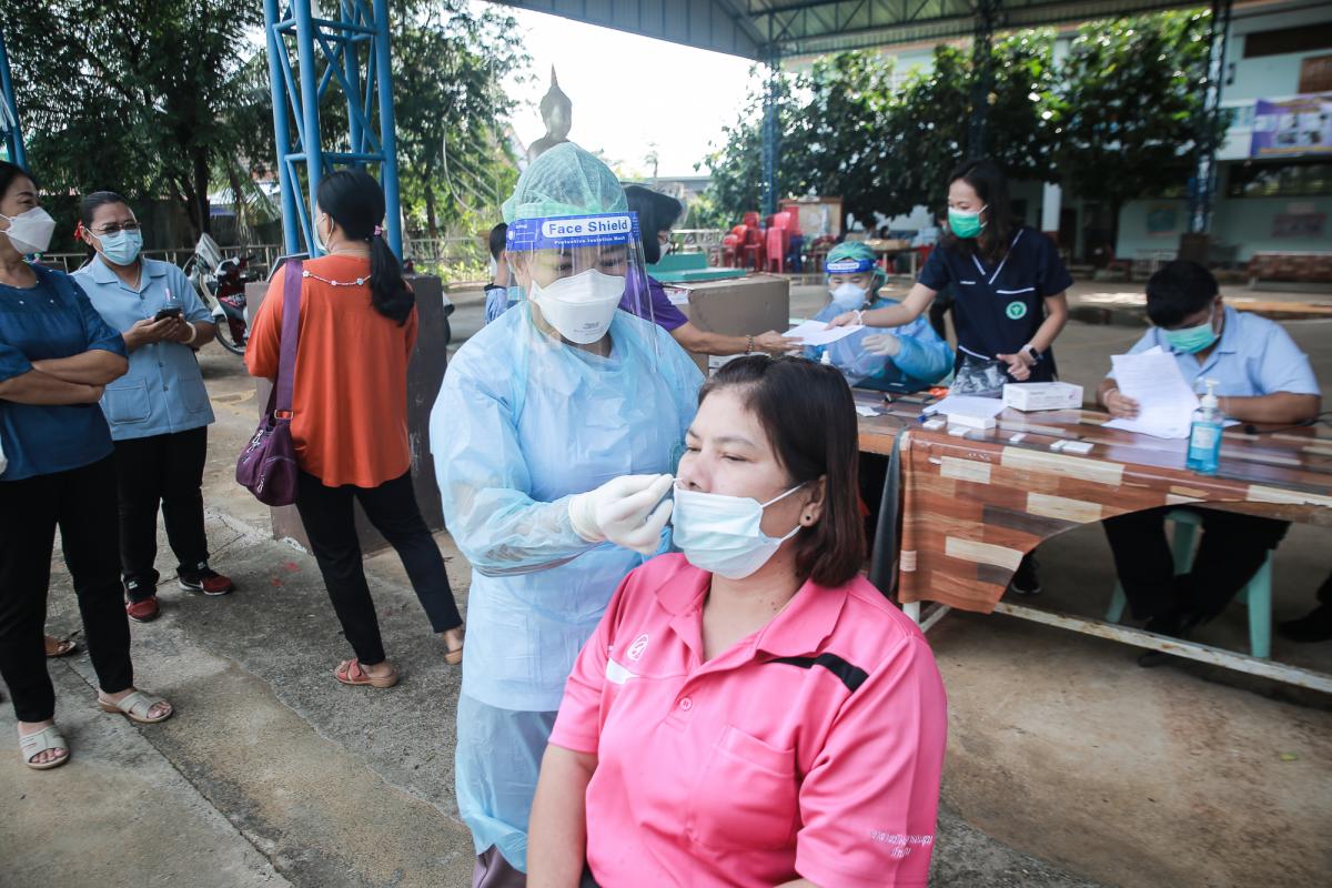 นายก อบจ.ตาก เป็นประธานในพิธีเปิดโครงการฝึกอบรมเชิงปฏิบัติการให้ความรู้การป้องกันโรคติดเชื้อไวรัสโคโรนา 2019 รุ่นที่ 5