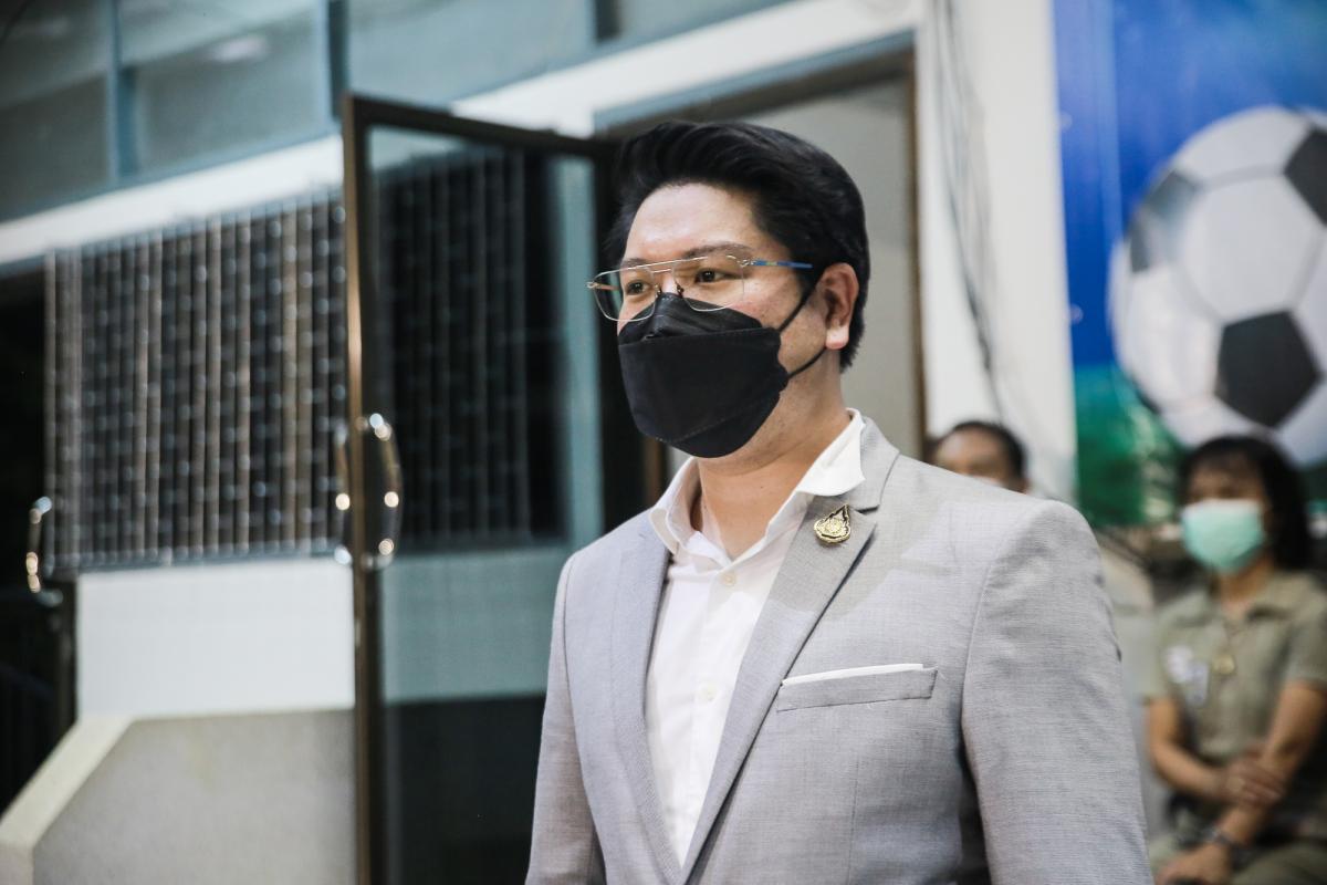 ว่าที่ ดร.ฑีฆะพล ทวีเกื้อกูลกิจ รองนายกองค์การบริหารส่วนจังหวัดตาก เป็นประธานในพิธีปิด โครงการแข่งขันกีฬา อบจ.ตาก คัพ ครั้งที่ 3