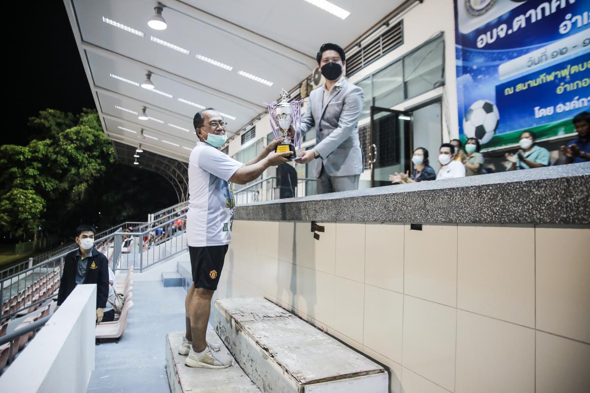 ว่าที่ ดร.ฑีฆะพล ทวีเกื้อกูลกิจ รองนายกองค์การบริหารส่วนจังหวัดตาก เป็นประธานในพิธีปิด โครงการแข่งขันกีฬา อบจ.ตาก คัพ ครั้งที่ 3