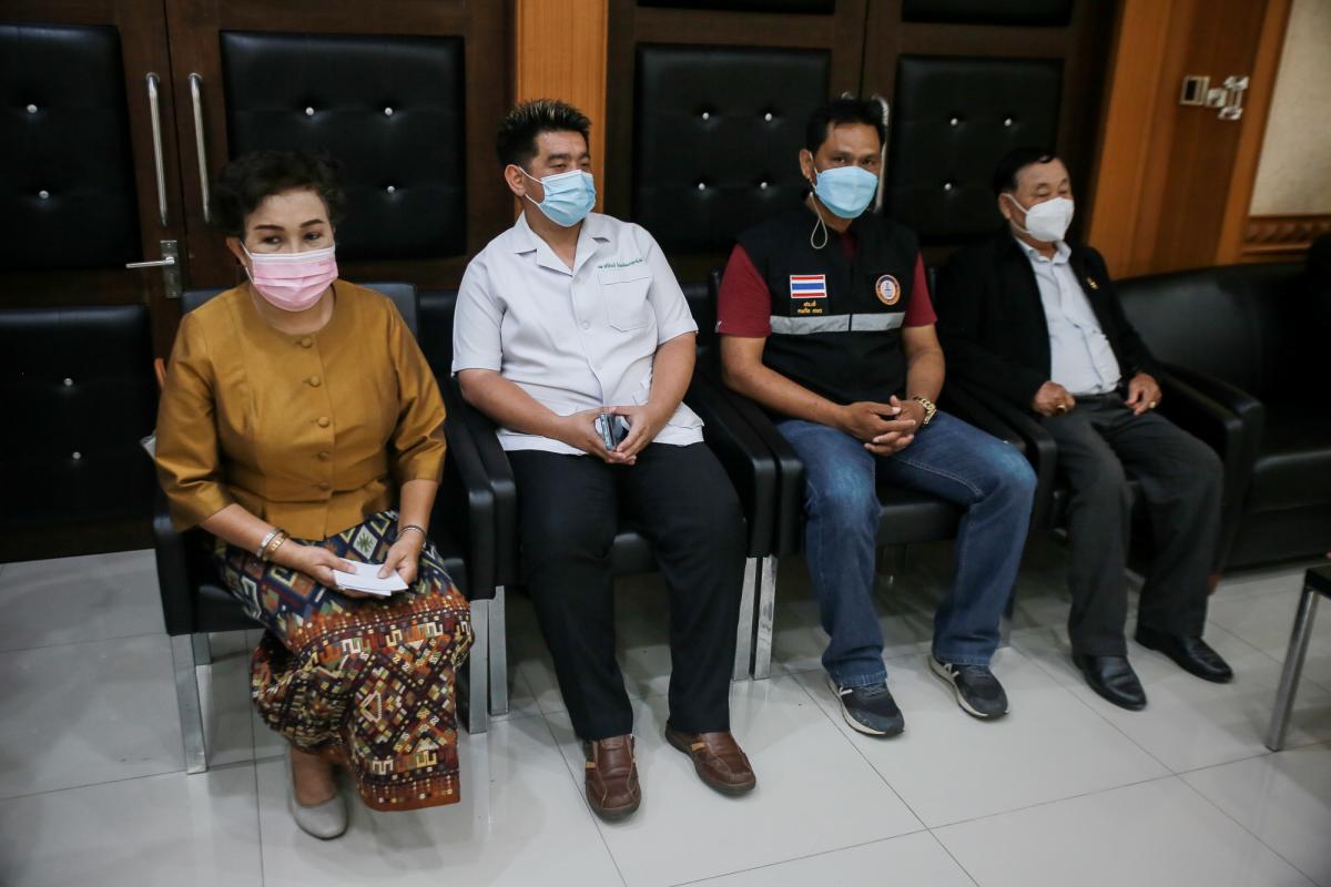 นายกองค์การบริหารส่วนจังหวัดตาก เป็นประธานในพิธีเปิดโครงการฝึกอบรมส่งเสริมการดูแลสุขภาพอนามัยที่ดีของสตรีและบุคคลในครอบครัว ประจำปีงบประมาณ พ.ศ. 2565 พร้อมด้วยว่าที่ ดร.ฑีฆะพล ทวีเกื้อกูลกิจ รองนายกองค์การบริหารส่วนจังหวัดตาก 