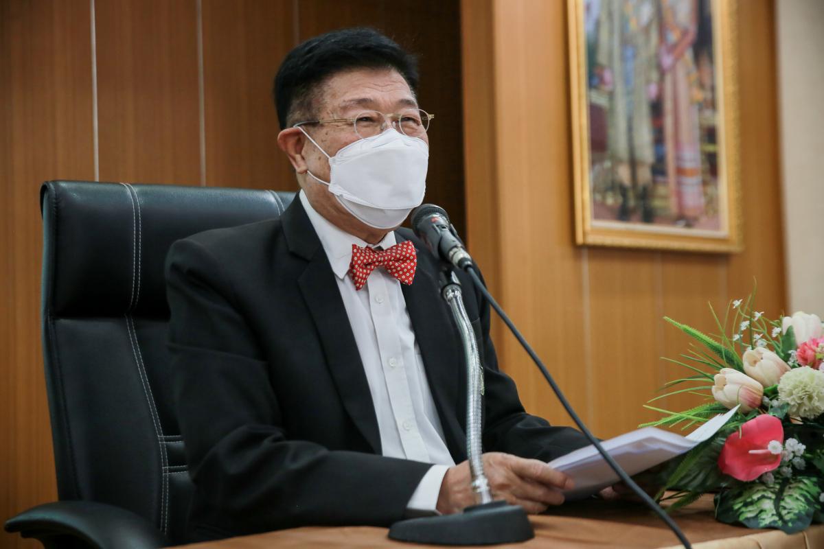 นายกองค์การบริหารส่วนจังหวัดตาก เป็นประธานในพิธีเปิดโครงการฝึกอบรมส่งเสริมการดูแลสุขภาพอนามัยที่ดีของสตรีและบุคคลในครอบครัว ประจำปีงบประมาณ พ.ศ. 2565 พร้อมด้วยว่าที่ ดร.ฑีฆะพล ทวีเกื้อกูลกิจ รองนายกองค์การบริหารส่วนจังหวัดตาก 