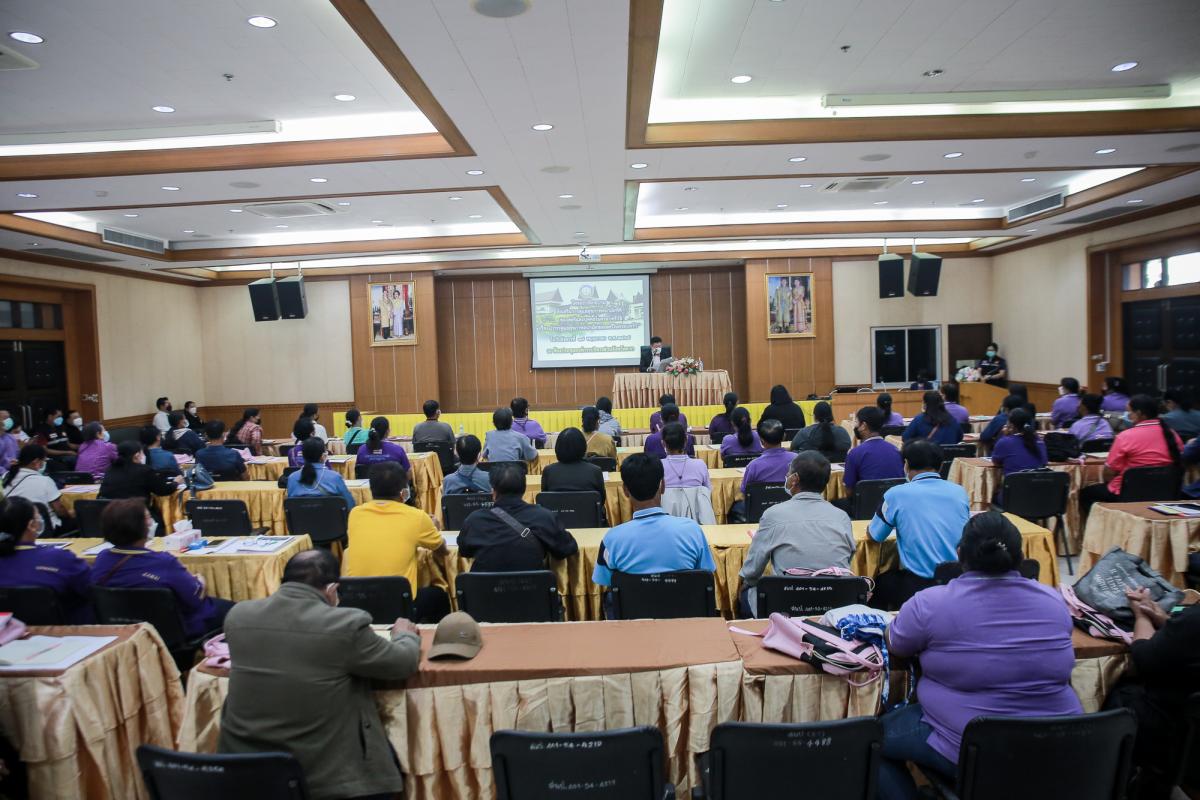 นายกองค์การบริหารส่วนจังหวัดตาก เป็นประธานในพิธีเปิดโครงการฝึกอบรมส่งเสริมการดูแลสุขภาพอนามัยที่ดีของสตรีและบุคคลในครอบครัว ประจำปีงบประมาณ พ.ศ. 2565 พร้อมด้วยว่าที่ ดร.ฑีฆะพล ทวีเกื้อกูลกิจ รองนายกองค์การบริหารส่วนจังหวัดตาก 