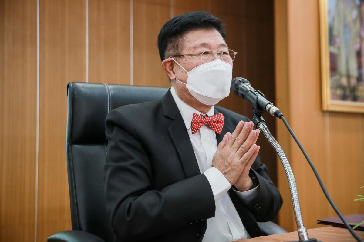 นายกองค์การบริหารส่วนจังหวัดตาก เป็นประธานในพิธีเปิดโครงการฝึกอบรมส่งเสริมการดูแลสุขภาพอนามัยที่ดีของสตรีและบุคคลในครอบครัว ประจำปีงบประมาณ พ.ศ. 2565 พร้อมด้วยว่าที่ ดร.ฑีฆะพล ทวีเกื้อกูลกิจ รองนายกองค์การบริหารส่วนจังหวัดตาก 