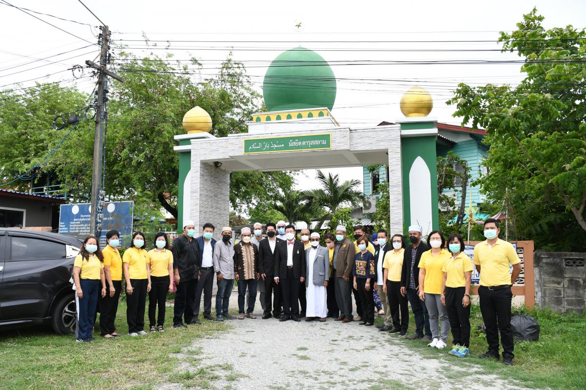 นายณัฐวุฒิ ทวีเกื้อกูลกิจ นายกองค์การบริหารส่วนจังหวัดตาก เป็นประธานในพิธีเปิดโครงการฝึกอบรมส่งเสริมให้ความรู้ด้านการปฏิบัติตามหลักศาสนาอิสลาม ในเขตพื้นที่จังหวัดตาก ประจำปีงบประมาณ พ.ศ. 2565 พร้อมด้วยว่าที่ ดร.ฑีฆะพล ทวีเกื้อกูลกิจ รองนายกองค์การบริหารส่