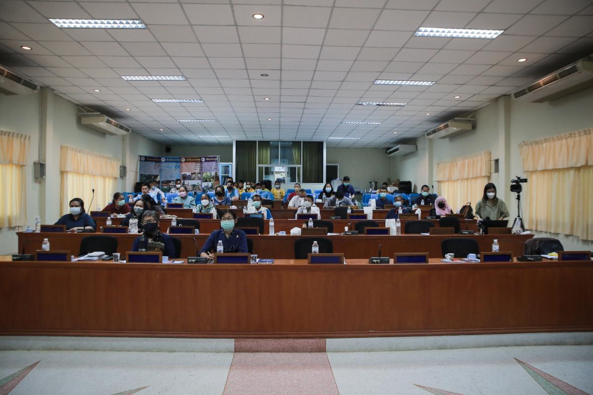 ปลัดองค์การบริหารส่วนจังหวัดตากเข้าร่วมการประชุมและร่วมเป็นวิทยากรร่วมในเวทีเสวนาการจัดทำผังภูมินิเวศและการพัฒนาการท่องเที่ยวแหล่งธรรมชาติ ประเภทโป่งพุร้อน