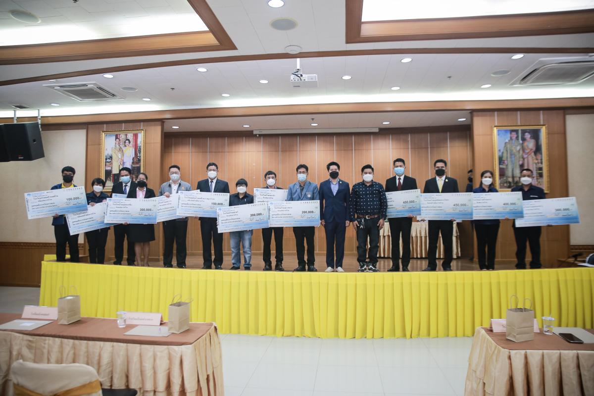 รองนายกองค์การบริหารส่วนจังหวัดตาก เป็นประธานในพิธีเปิดโครงการเงินอุดหนุนเพื่อจัดหาสื่อการเรียนการสอน และมอบเงินอุดหนุนด้านการศึกษา ขององค์การบริหารส่วนจังหวัดตาก ประจำปีงบประมาณ พ.ศ.2565