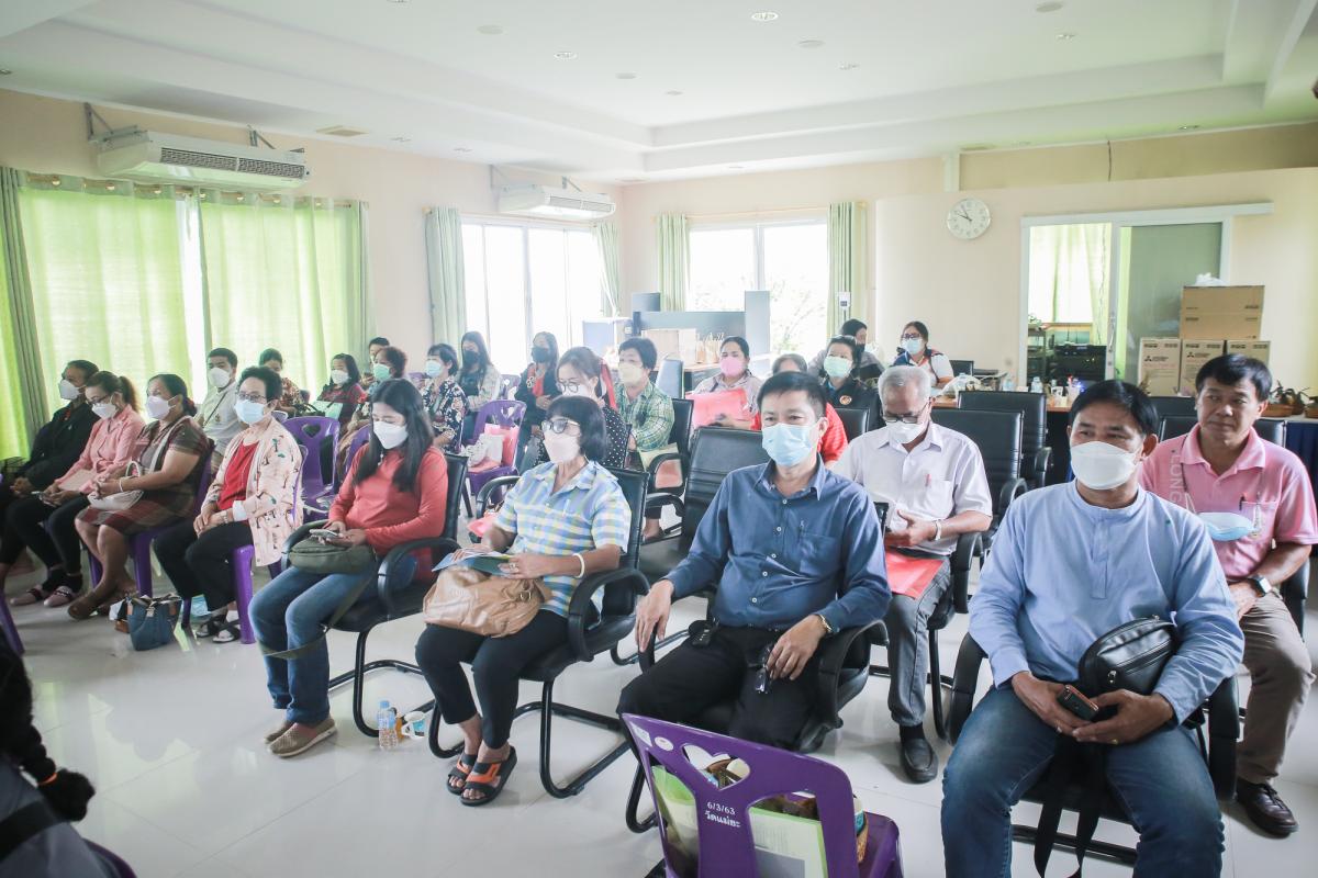 รองนายกองค์การบริหารส่วนจังหวัดตาก เป็นประธานในพิธีเปิดโครงการฝึกอบรมส่งเสริมการสร้างสุขภาวะที่ดีในชุมชน ประจำปีงบประมาณ พ.ศ. 2565