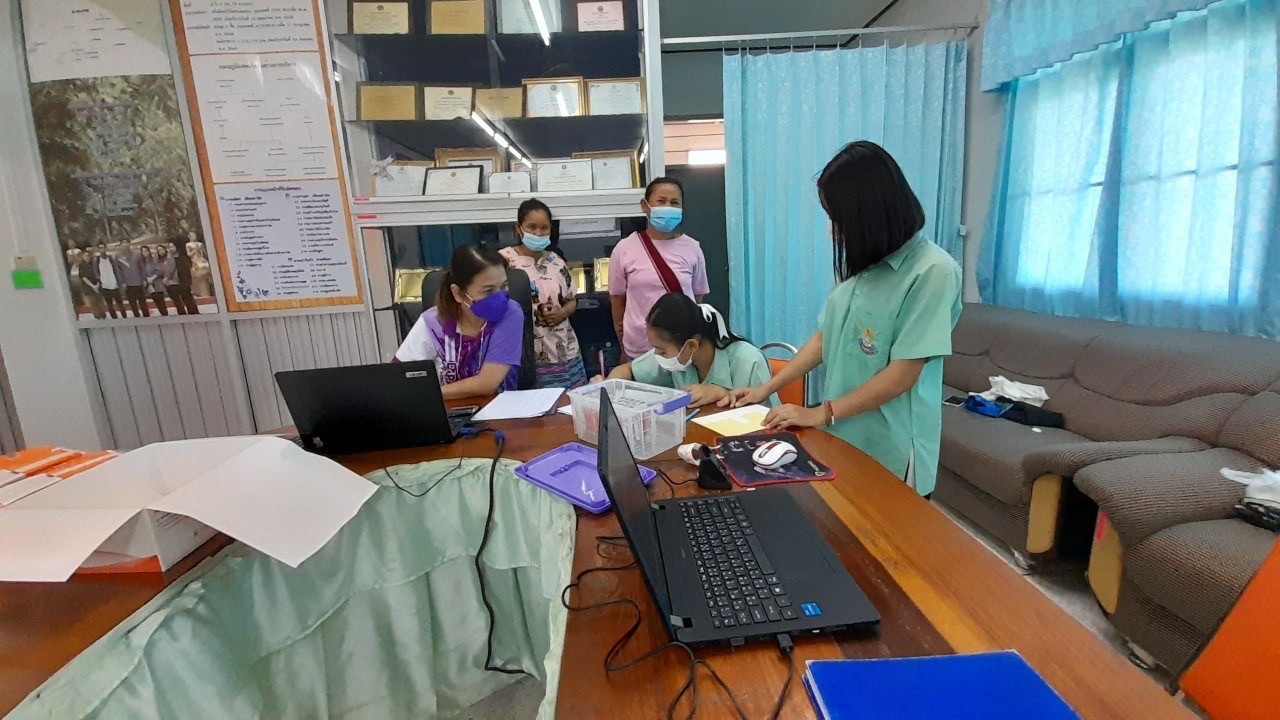 14/3/66 รพ.สต.บ้านสันป่าไร่ รณรงค์ตรวจคัดกรองมะเร็งปากมดลูก ด้วยวิธี HPV self sampling ระหว่างวันที่ 13-16 มีนาคม 2566 (วันที่สอง มีผู้มารับบริการ เพิ่มอีก 25 ราย รวมเป็น 56 ราย)