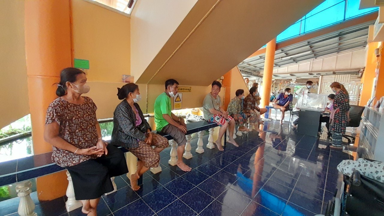 18/4/66 รพ.สต.บ้านสันป่าไร่ เจาะเลือด , วัดความดันฯ , ชั่งน้ำหนัก ผู้ป่วยโรคเบาหวานที่รับยาที่ รพ.สต.บ้านสันป่าไร่ จำนวน 18 ราย