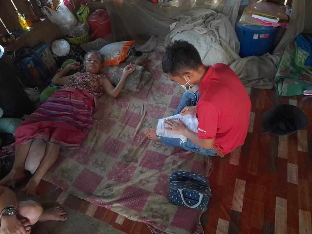 20/4/66 จนท.สสช.บ้านห้วยกระทิง เยี่ยมบ้านผู้ป่วยความดันโลหิตสูง ติดตามวัดความดันโลหิต  ประเมินความสามารถในการดำเนินชีวิตประจำวัน ดัชนีบาร์เธลเอดีแอล(Barthel ADL index) และให้คำแนะนำเกี่ยวกับการทานยา การปฏิบัติตัว การไปพบแพทย์ตามนัดและให้กำลังใจแก่ผู้ป่วยแ