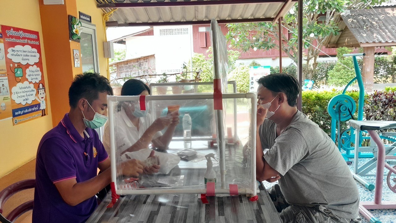 25/4/66 ช่วงบ่าย รพ.สต.บ้านสันป่าไร่ ร่วมกับทีม รพ.แม่ระมาด จ่ายยา , พบแพทย์ , นับจำนวนยา และ ทบทวนความเข้าใจการทานยาก่อนกลับบ้าน ในผู้ป่วยโรคเบาหวานที่รับยาที่ รพ.สต.บ้านสันป่าไร่