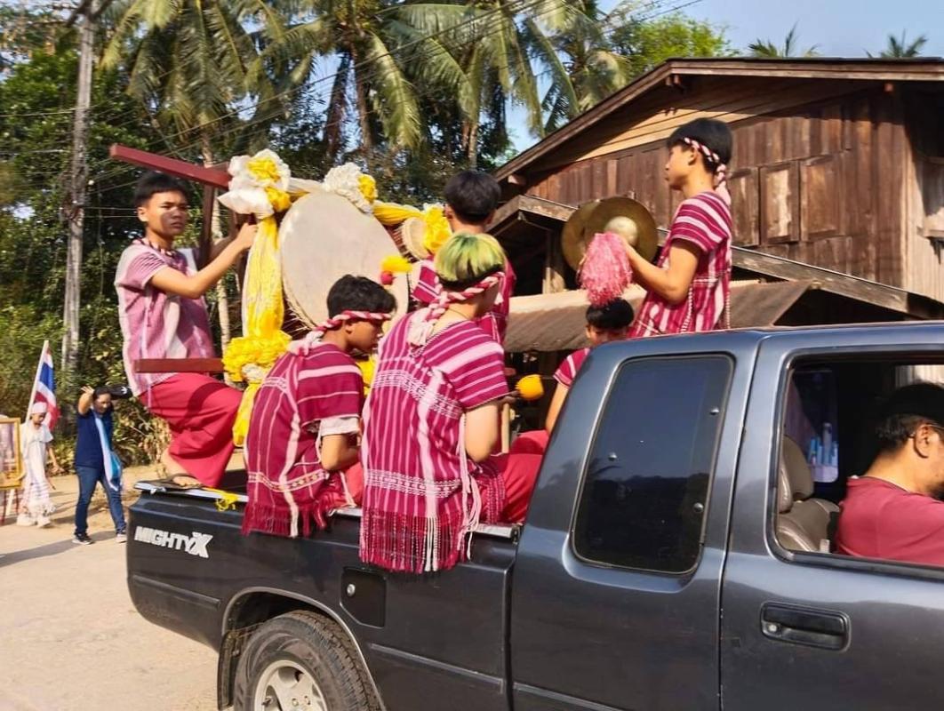 27/4/66 จนท.รพ.สต.บ้านสันป่าไร่ ร่วมงานประเพณีสรงน้ำพระธาตุ ประจำปี พ.ศ. 2566 จัดโดยองค์การบริหารส่วนตำบลพระธาตุ ณ สำนักสงฆ์บ้านตีนธาตุ