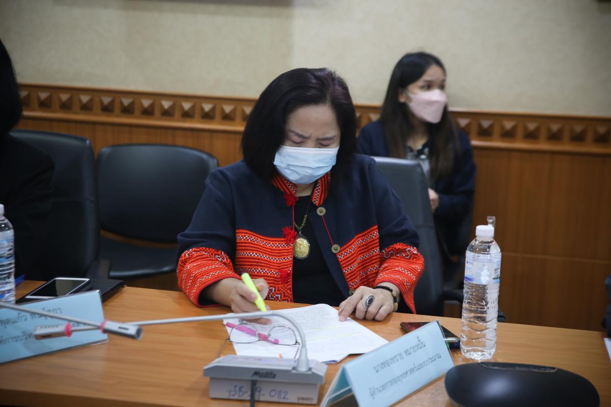 นายกองค์การบริหารส่วนจังหวัดตาก เป็นประธานในการประชุมแนวทางการดำเนินการถ่ายโอนภารกิจสถานีอนามัยเฉลิมพระเกียรติ 60 พรรษา นวมินทราชินี และโรงพยาบาลส่งเสริมสุขภาพตำบล