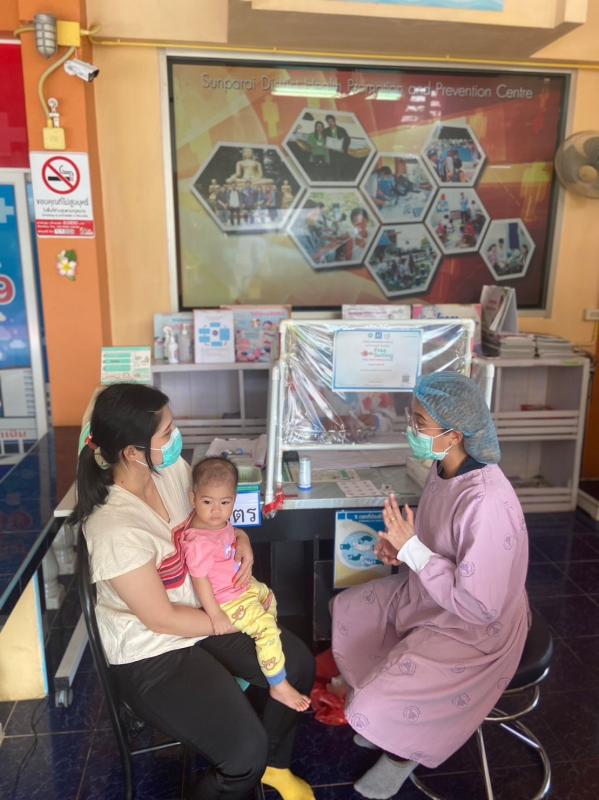 10/5/66 ช่วงเช้า รพ.สต.บ้านสันป่าไร่ ฉีดวัคซีนเด็กอายุ 0-5 ปี,ตรวจสุขภาพช่องปาก/เคลือบฟลูออไรด์,เจาะเลือดตรวจ hct ,จ่ายยา para/ferrous syr ,ยืนยันตัวตน(Authen) จำนวน 30 ราย