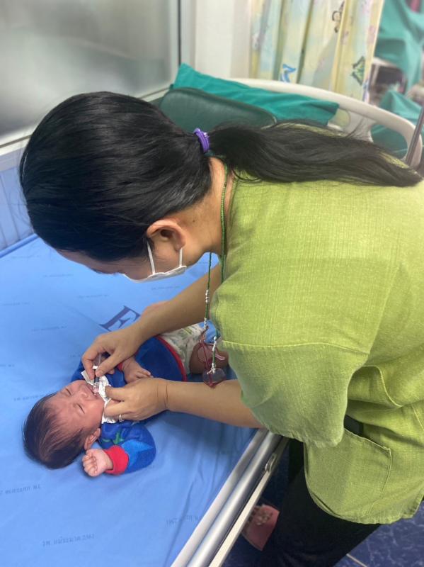 10/5/66 ช่วงเช้า รพ.สต.บ้านสันป่าไร่ ฉีดวัคซีนเด็กอายุ 0-5 ปี,ตรวจสุขภาพช่องปาก/เคลือบฟลูออไรด์,เจาะเลือดตรวจ hct ,จ่ายยา para/ferrous syr ,ยืนยันตัวตน(Authen) จำนวน 30 ราย