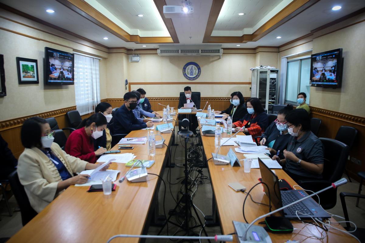 นายกองค์การบริหารส่วนจังหวัดตาก เป็นประธานในการประชุมแนวทางการดำเนินการถ่ายโอนภารกิจสถานีอนามัยเฉลิมพระเกียรติ 60 พรรษา นวมินทราชินี และโรงพยาบาลส่งเสริมสุขภาพตำบล