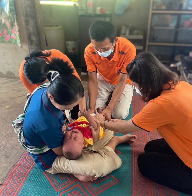 11/5/66 จนท.รพ.สต.บ้านสันป่าไร่ ออกหน่วยฉีดวัคซีนเด็กอายุ 0-5 ปี,เจาะเลือดตรวจ hct ,จ่ายยา para/ferrous syr ,ยืนยันตัวตน(Authen) พื้นที่ หมู่ 6 บ้านห้วยกระทิง ต.พระธาตุ