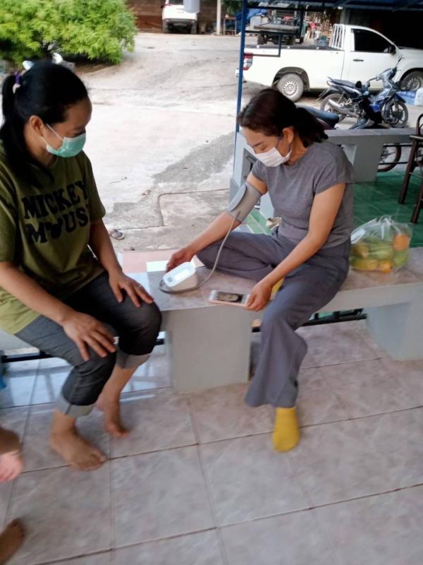 17/5/66 รพ.สต.บ้านสันป่าไร่ ร่วมกับอาสาสมัครสาธารณสุขและเครือข่ายจิตอาสาดูแลผู้ป่วยโรคไม่ติดต่อ รณรงค์ให้ความรู้ คำแนะนำ เกี่ยวกับการดูแลสุขภาพตามหลัก 3 อ 2 ส และวัดความดันโลหิต ให้กับประชาชนในเขต ม.2 บ้านตีนธาตุ , ม.3 บ้านป่าไร่เหนือและม.5 บ้านสันป่าไร่ 