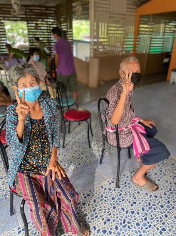 7/6/66 ช่วงเช้า รพ.สต.บ้านสันป่าไร่ รณรงค์ฉีดวัคซีนป้องกันไข้หวัดใหญ่ กลุ่มเสี่ยง รอบแรก มีผู้มารับบริการ 106 ราย รอบต่อไป(วันที่21)กลุ่มเด็กอายุ 6 เดือน ถึง 2ปี 11เดือน