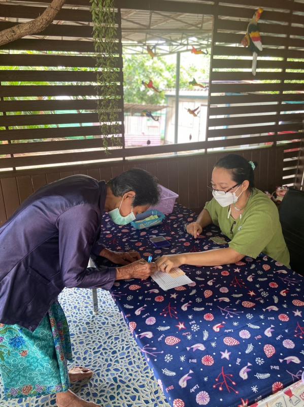 7/6/66 ช่วงเช้า รพ.สต.บ้านสันป่าไร่ รณรงค์ฉีดวัคซีนป้องกันไข้หวัดใหญ่ กลุ่มเสี่ยง รอบแรก มีผู้มารับบริการ 106 ราย รอบต่อไป(วันที่21)กลุ่มเด็กอายุ 6 เดือน ถึง 2ปี 11เดือน