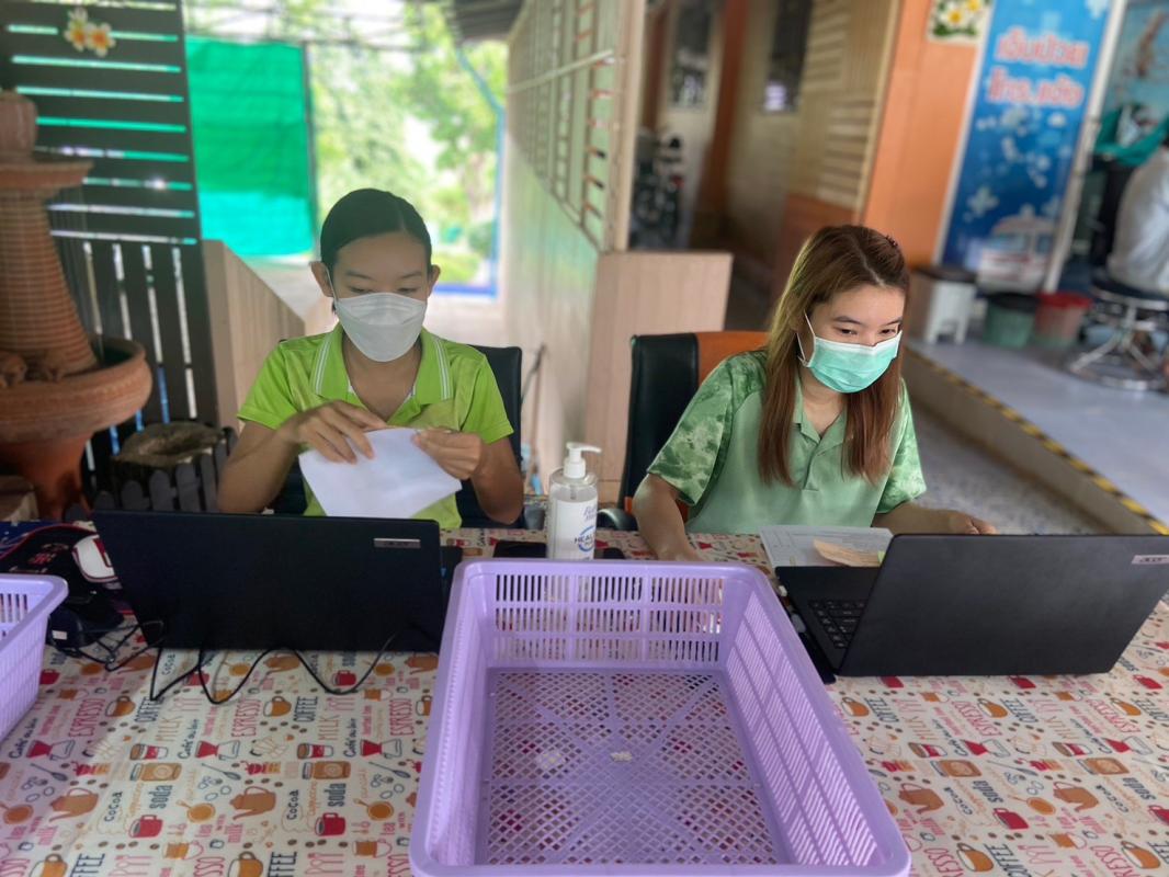 7/6/66 ช่วงเช้า รพ.สต.บ้านสันป่าไร่ รณรงค์ฉีดวัคซีนป้องกันไข้หวัดใหญ่ กลุ่มเสี่ยง รอบแรก มีผู้มารับบริการ 106 ราย รอบต่อไป(วันที่21)กลุ่มเด็กอายุ 6 เดือน ถึง 2ปี 11เดือน