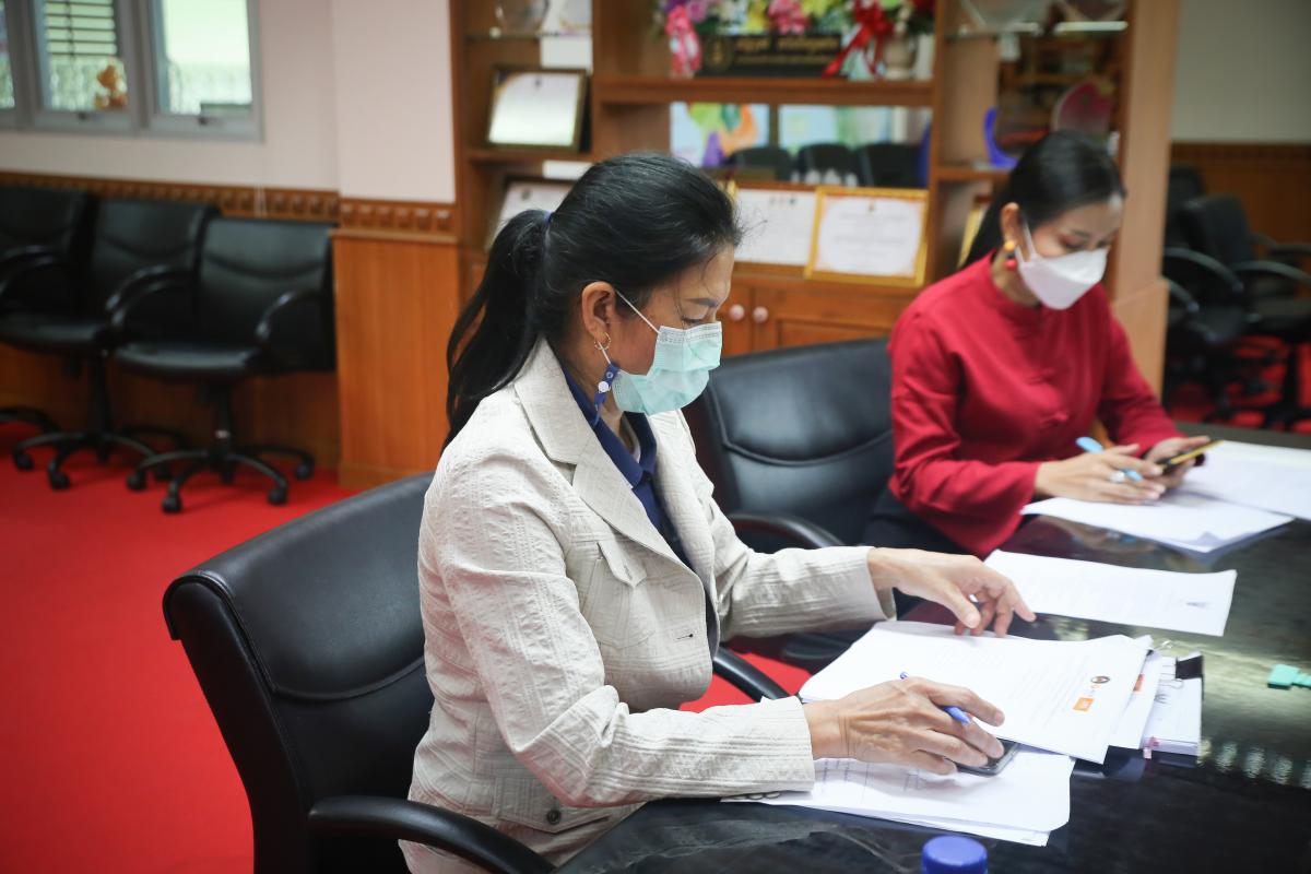 นายกองค์การบริหารส่วนจังหวัดตาก และผู้อำนวยการอุทยานธรณีไม้กลายเป็นหินจังหวัดตาก พร้อมด้วยเจ้าหน้าที่ องค์การบริหารส่วนจังหวัดตาก เข้าร่วมการประชุมรับฟังความคิดเห็นเกี่ยวกับระบบกลไกการบริหารจัดการเครือข่ายการท่องเที่ยว