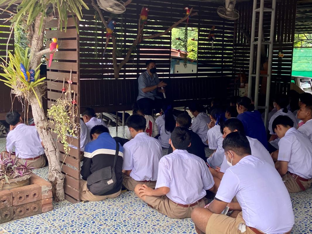 19/6/66 จนท.รพ.สต.บ้านสันป่าไร่ให้ความรู้แก่นักเรียนชั้นมัธยมศึกษาปีที่1-3 รร.บ้านสันป่าไร่ เรื่องการควบคุมป้องกันโรคไข้เลือดออก โรคมาลาเรีย โรคโควิดและงานสุขภาพจิต พร้อมทั้งให้คำปรึกษาเด็กนักเรียนที่มีปัญหาด้านสุขภาพจิต