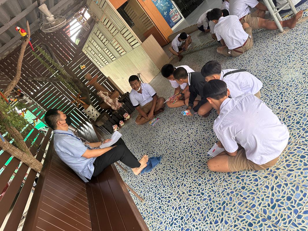 19/6/66 จนท.รพ.สต.บ้านสันป่าไร่ให้ความรู้แก่นักเรียนชั้นมัธยมศึกษาปีที่1-3 รร.บ้านสันป่าไร่ เรื่องการควบคุมป้องกันโรคไข้เลือดออก โรคมาลาเรีย โรคโควิดและงานสุขภาพจิต พร้อมทั้งให้คำปรึกษาเด็กนักเรียนที่มีปัญหาด้านสุขภาพจิต