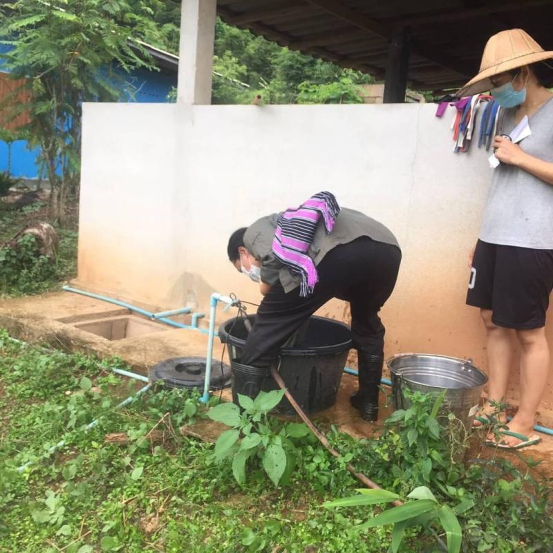 10/7/66 จนท.รพ.สต.บ้านสันป่าไร่ ร่วมกับอสม.ม.2บ้านตีนธาตุ ควบคุมโรคไข้เลือดออก รอบแรกเคส นส.ชนิดา เจนชลธี เคสผู้ป่วยอำเภอแม่สอดกลับมารักษาที่รพ.แม่ระมาด