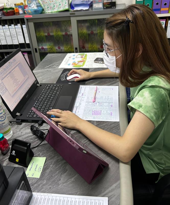 12/7/66 รพ.สต.บ้านสันป่าไร่ ให้บริการฉีดวัคซีนเด็กอายุ 0-5 ปี จำนวน 29 ราย และมีบริการเคลือบฟลูออไรด์/ให้ความรู้เรื่องการดูแลสุขภาพช่องปาก , การยืนยันตัวตน(Authentication) , เจาะเลือดตรวจความเข้มข้นของเลือด(Hct) , จ่ายยา Para syr/Ferrous syr