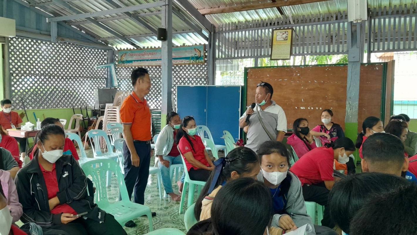 20766 จนท.รพ.สต.บ้านสันป่าไร่ร่วมกับเครือข่ายคุ้มครองผู้บริโภคตำบลพระธาตุจัดอบรมโครงการชุมชนก้าวไกลไปกับงานคุ้มครองผู้บริโภค ณ โรงเรียนบ้านสันป่าไร่ มีผู้เข้าร่วมอบรม จำนวน 100 คน