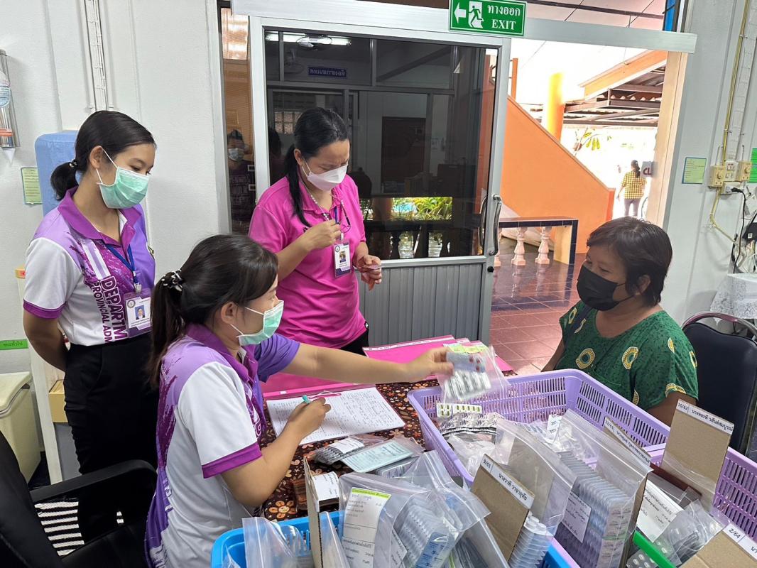 25/7/66 รพ.สต.บ้านสันป่าไร่ ให้บริการจ่ายยาผู้ป่วยโรคไม่ติดต่อ กลุ่ม 1 (โรคเบาหวาน) ที่รับยาที่ รพ.สต.บ้านสันป่าไร่ จำนวน 21 ราย