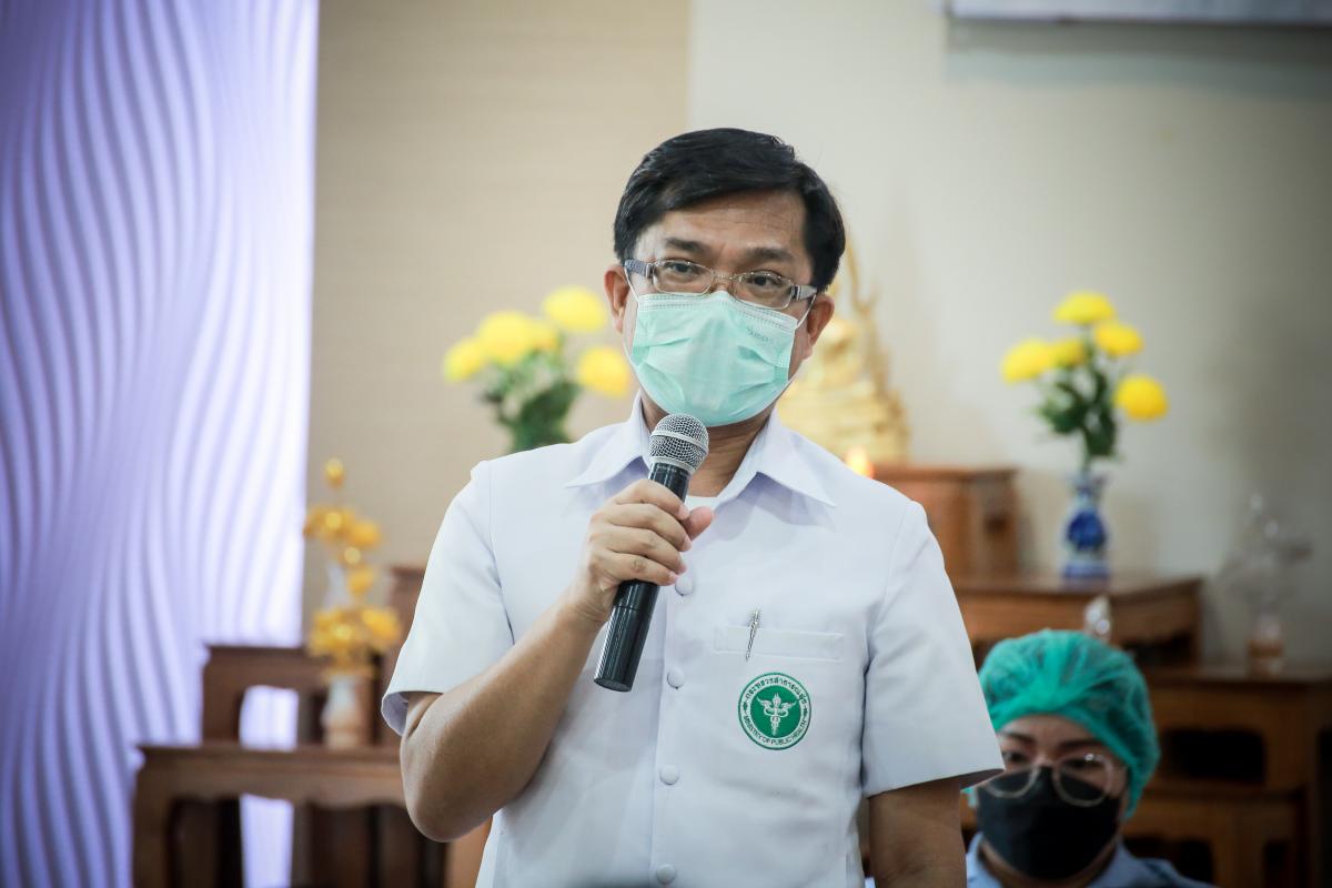 นายก อบจ.ตาก นำวัคซีน Moderna (รอบแรก) ลงพื้นที่ฉีดให้กับประชาชนกลุ่มเปราะบาง ในพื้นที่อำเภอบ้านตาก จังหวัดตาก