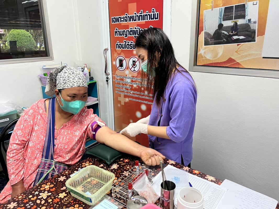 19/9/66 รพ.สต.บ้านสันป่าไร่ เจาะเลือด pt NCD กลุ่ม 3 จำนวน 21 คน