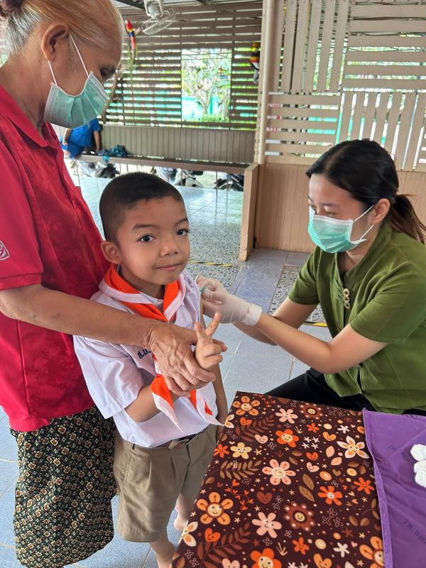 20/9/66 รพ.สต.บ้านสันป่าไร่ ฉีดวัคซีนนักเรียน (รอบที่ 3) จำนวน 5 โรงเรียน 42 คน