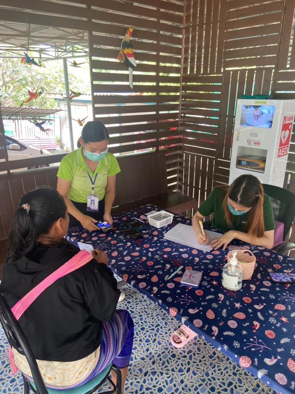 11/10/66 รพ.สต.บ้านสันป่าไร่ ฉีดวัคซีนป้องกันโรคมะเร็งปากมดลูก(HPV) เข็ม 1 กลุ่มประชาชนทั่วไป ให้แก่สตรีอายุ 15-45 ปี จำนวน 250 คน