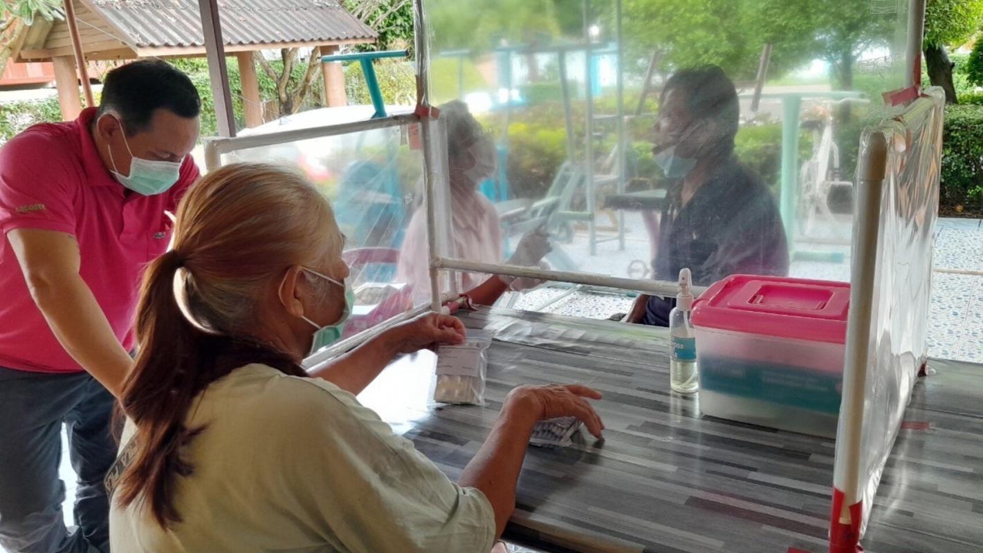 24/10/66 ช่วงบ่าย รพ.สต.บ้านสันป่าไร่ ร่วมกับ แพทย์ และ ทีม รพ.แม่ระมาด จ่ายยาผู้ป่วยโรคเบาหวาน ที่รับยาที่ รพ.สต.จำนวน 22 ราย มีกิจกรรมแลกเปลี่ยนเรียนรู้,แจ้งผลการตรวจเลือด/ผลการตรวจ EKG ประจำปี,จ่ายยา,ตรวจสุขภาพช่องปาก,นับจำนวนยาและทบทวนความเข้าใจการทาน