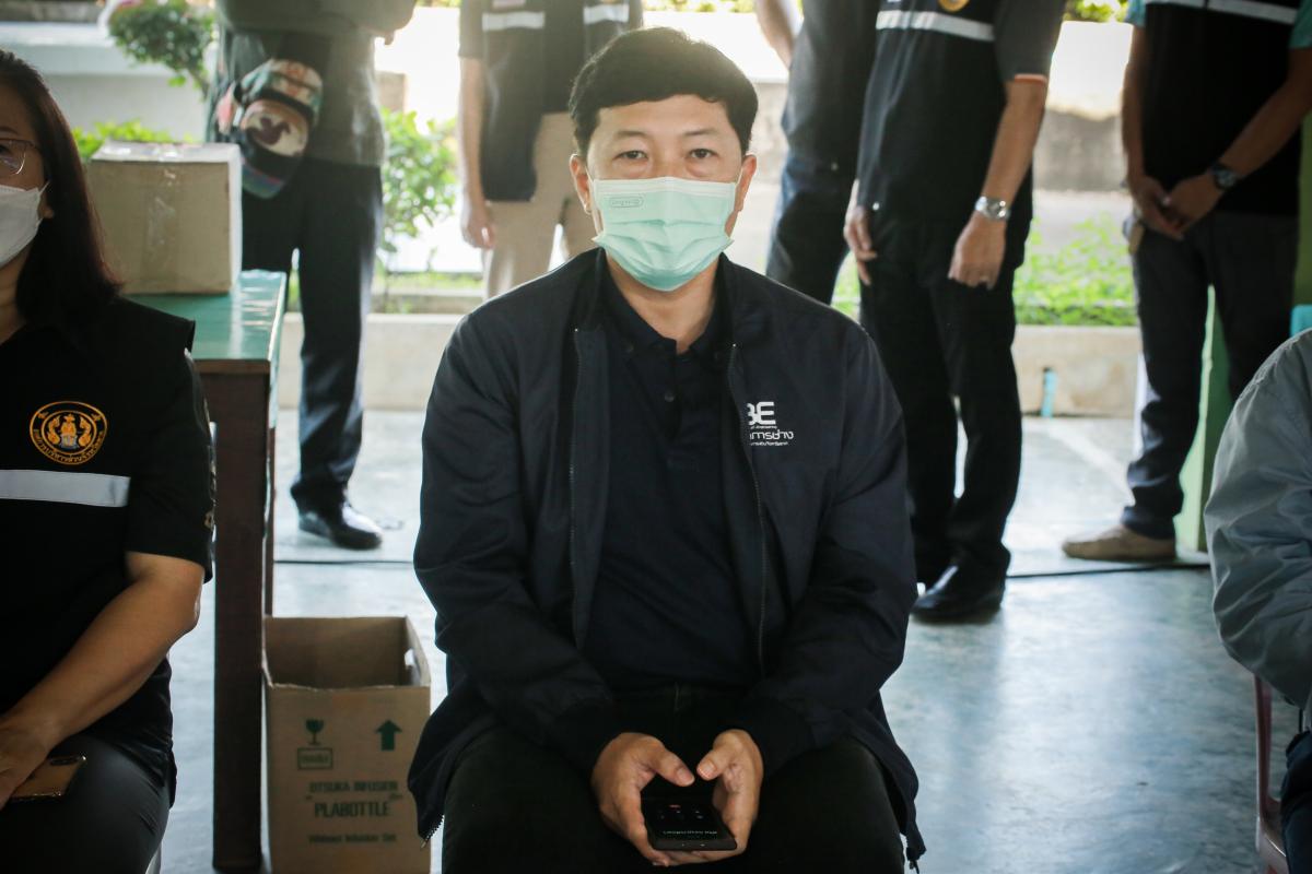 นายก อบจ.ตาก นำวัคซีน Moderna (รอบแรก) ลงพื้นที่ฉีดให้กับประชาชนกลุ่มเปราะบาง ในพื้นที่อำเภอท่าสองยาง จังหวัดตาก