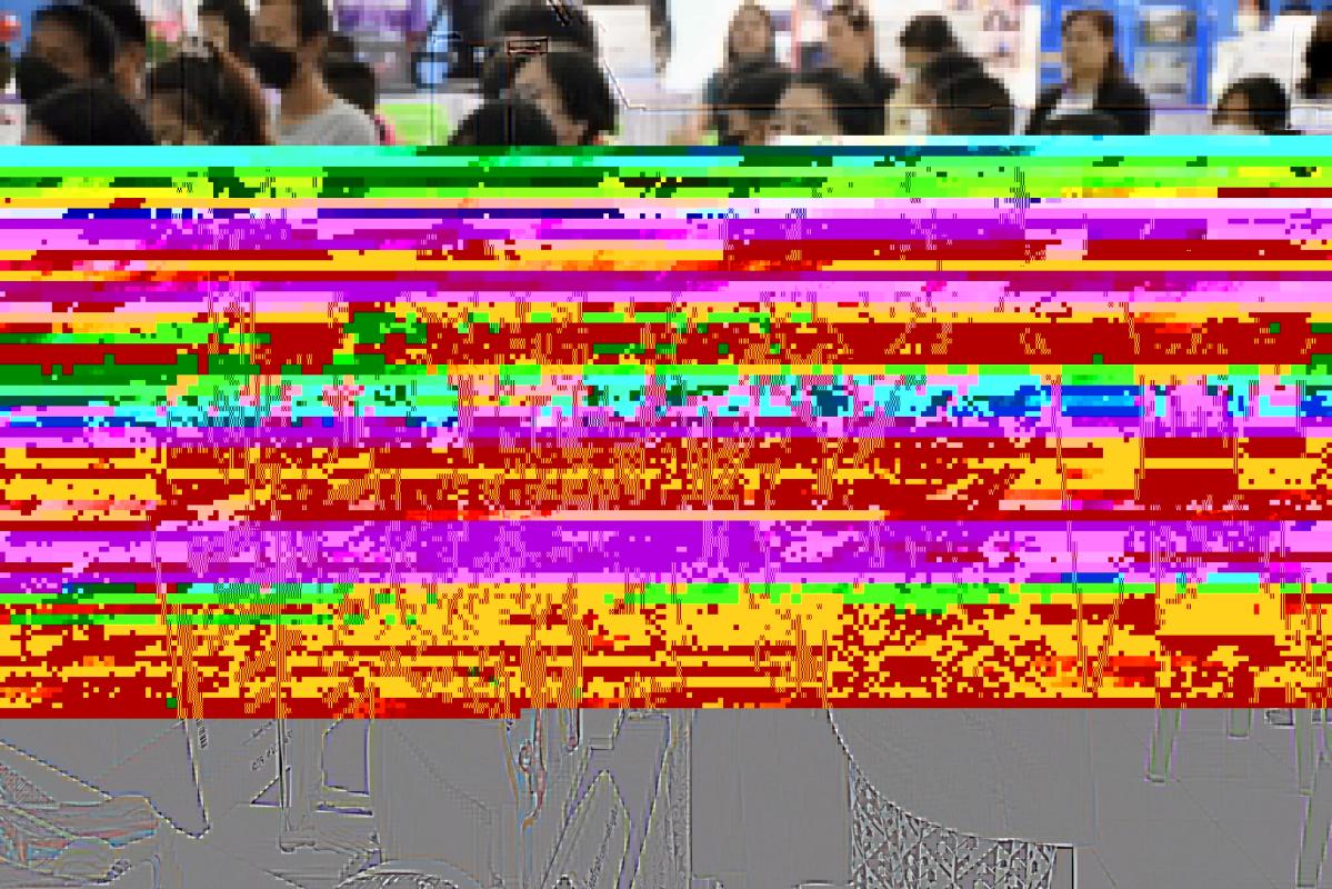 รองนายกองค์การบริหารส่วนจังหวัดตาก เป็นประธานในพิธีมอบสื่อการเรียนการสอน (ประเภทสื่อเทคโนโลยีสารสนเทศ , สื่อวิทยาศาสตร์ และสื่อวิชาชีพ) ณ  ห้องประชุมเฉลิมพระเกียรติฯ โรงเรียนชุมชนชลประทานรังสรรค์ อำเภอสามเงา จังหวัดตาก 