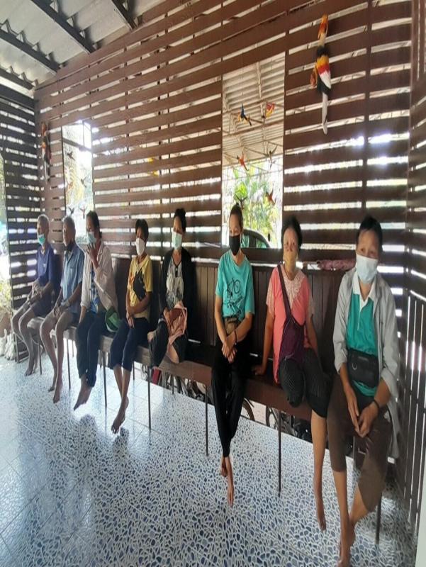 28/11/66 รพ.สต.บ้านสันป่าไร่ ร่วมกับทีม รพ.แม่ระมาด จ่ายยาให้แก่ผู้ป่วยโรคความดันโลหิตสูงที่รับยาที่ รพ.สต.(กลุ่ม2)จำนวน 52 ราย และตรวจสุขภาพช่องปาก , พบแพทย์/ฟังผลการตรวจเลือดประจำปี , ตรวจนับจำนวนยาและทบทวนความเข้าใจการทานยาก่อนผู้ป่วยกลับบ้าน